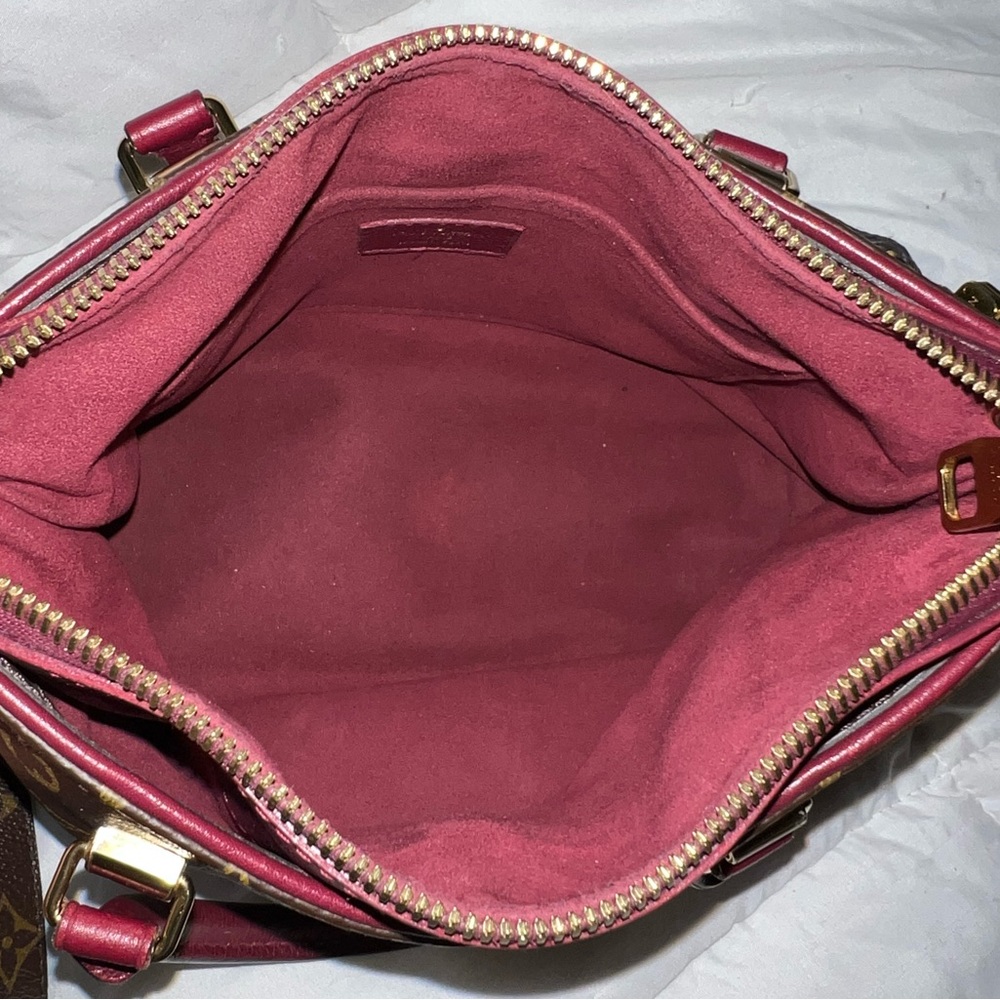 👑✅PRICE FIRM✅AUTHENTIC Louis Vuitton Pallas BB. NO STRAP - Picture 9 of 17